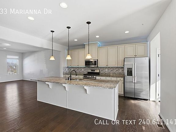 3rd image of 433 Marianna Dr