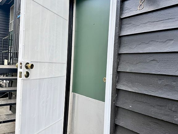 2nd image of 4840 S Holden St #8