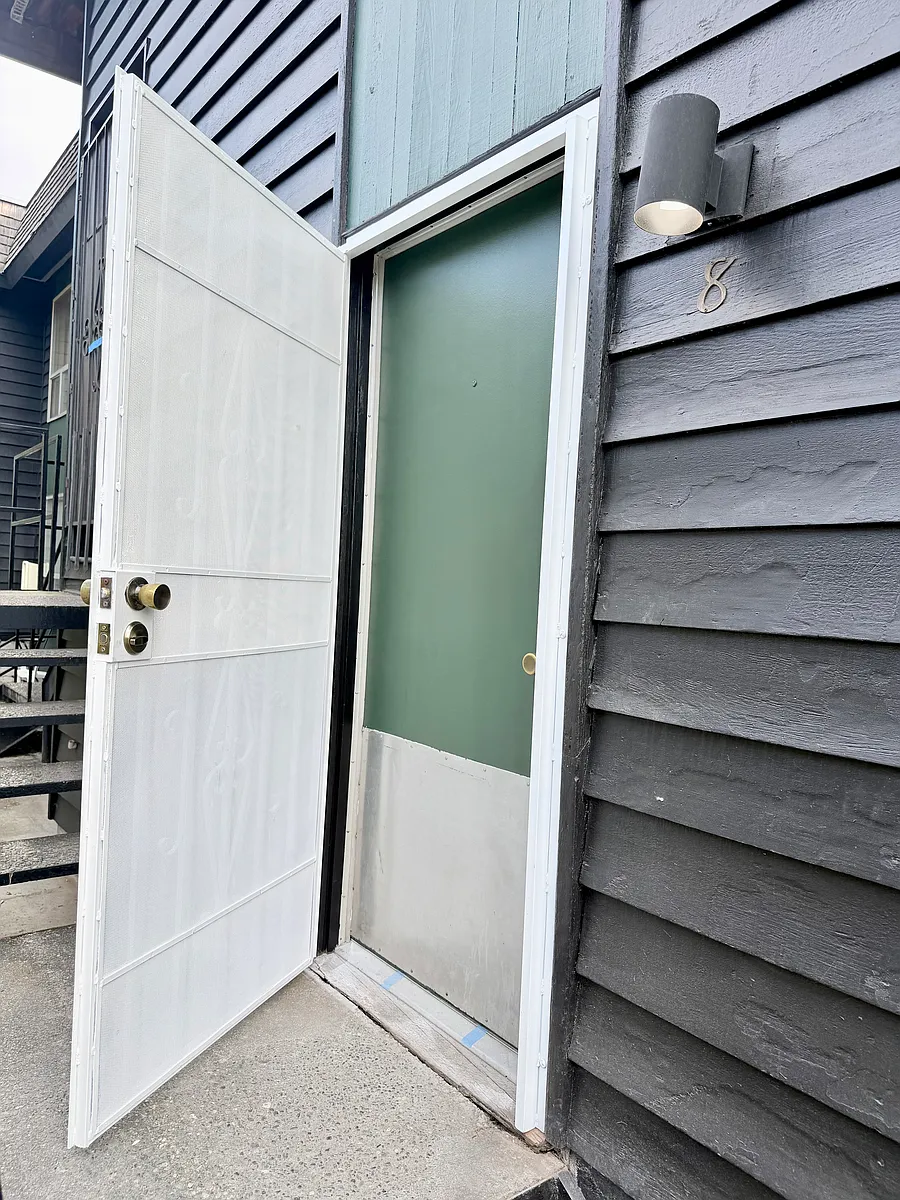 Building Photo - 4840 S Holden St #8