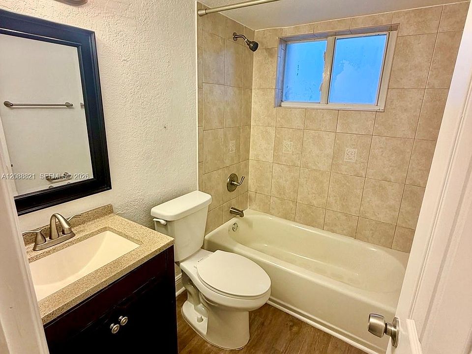 2nd image of 220 NW 7th Ave #1