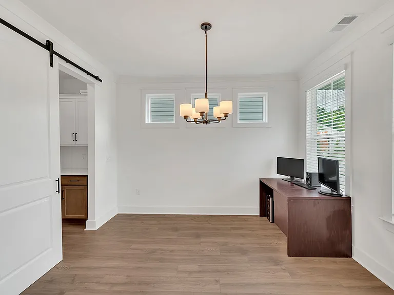 261 Cornice Dr — Photo 6