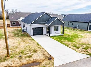 110 Joiner Ave, Elkton, KY 42220
