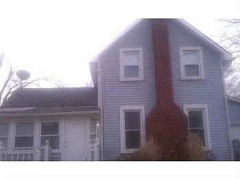 345 W 2nd St photo 1