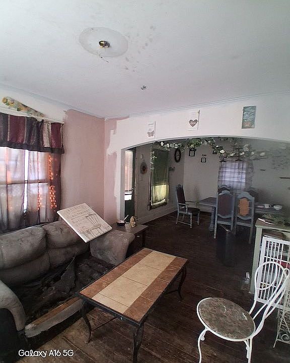 1st image of 306 Maple St