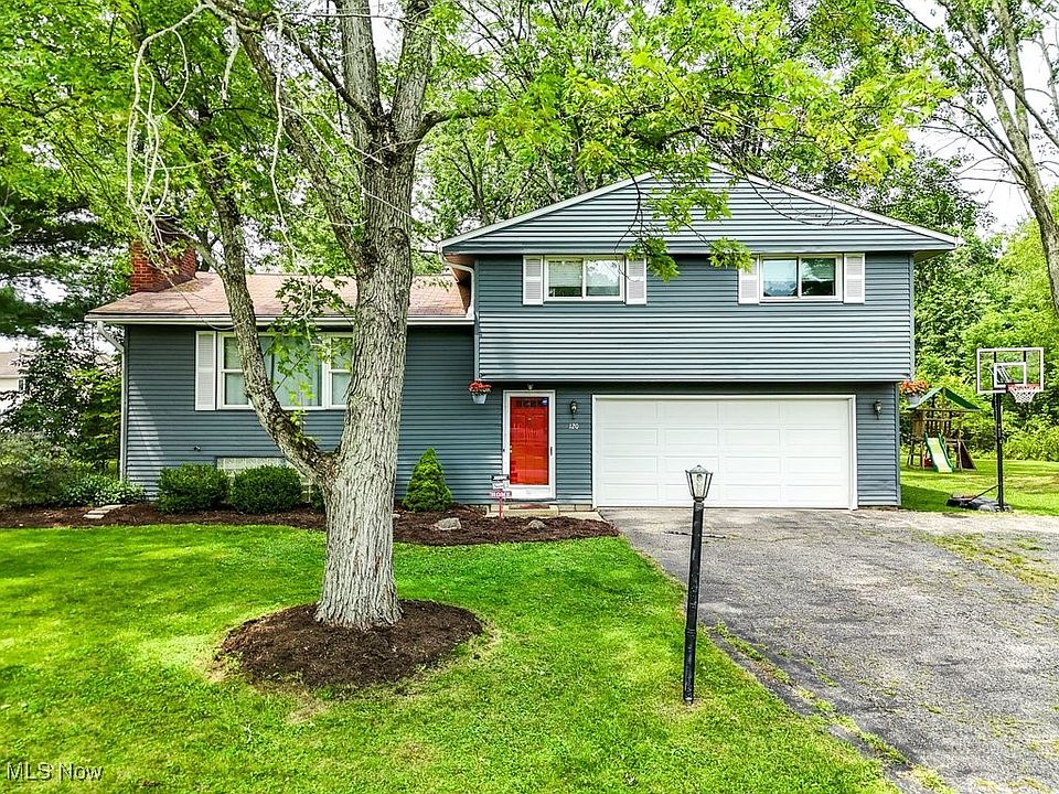 1st image of 120 N Oakmont Dr