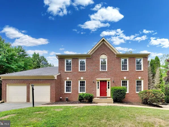 11 Danbury Forest Ln, Stafford, VA 22554