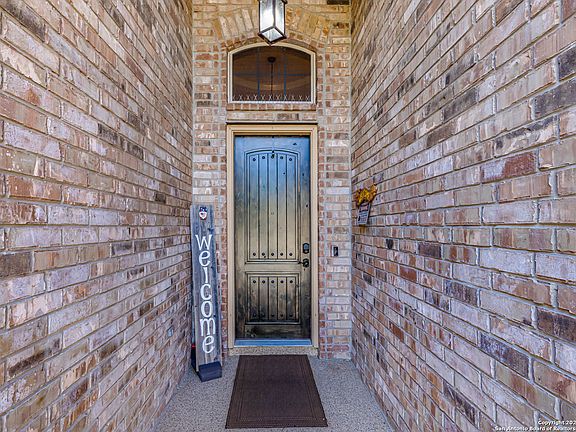 3rd image of 26942 Millstone Cove