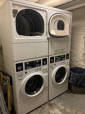 4th image of 232 E 78th St #1D