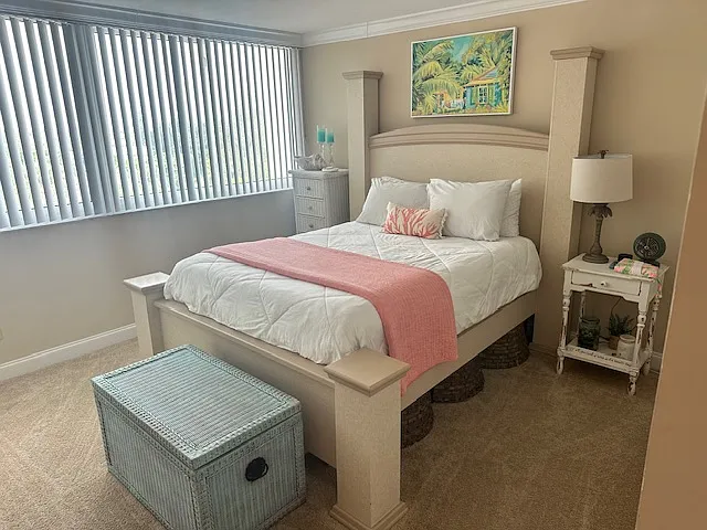 4822 Ocean Blvd — Photo 4
