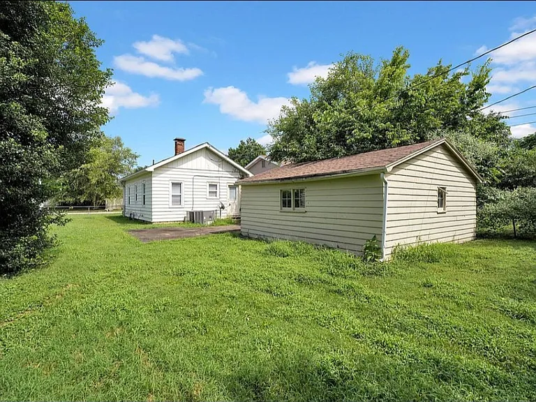 1814 Hercules Ave — Photo 18