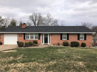 1615 Willoughby Dr, Parkersburg, WV 26101