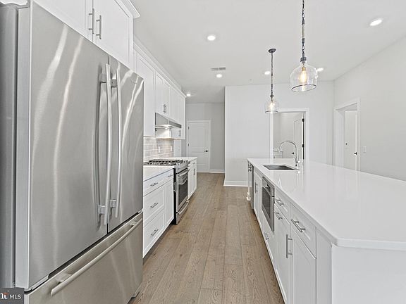 2nd image of 44691 Wellfleet Dr Unit 404