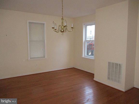 3rd image of 111 S Church St