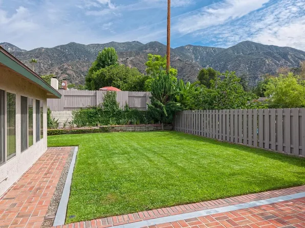 1360 Tropical Ave, Pasadena, CA 91107