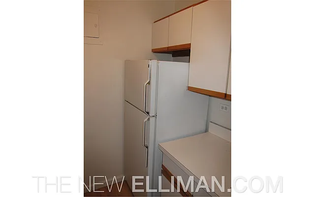 Rented by Douglas Elliman | media 24