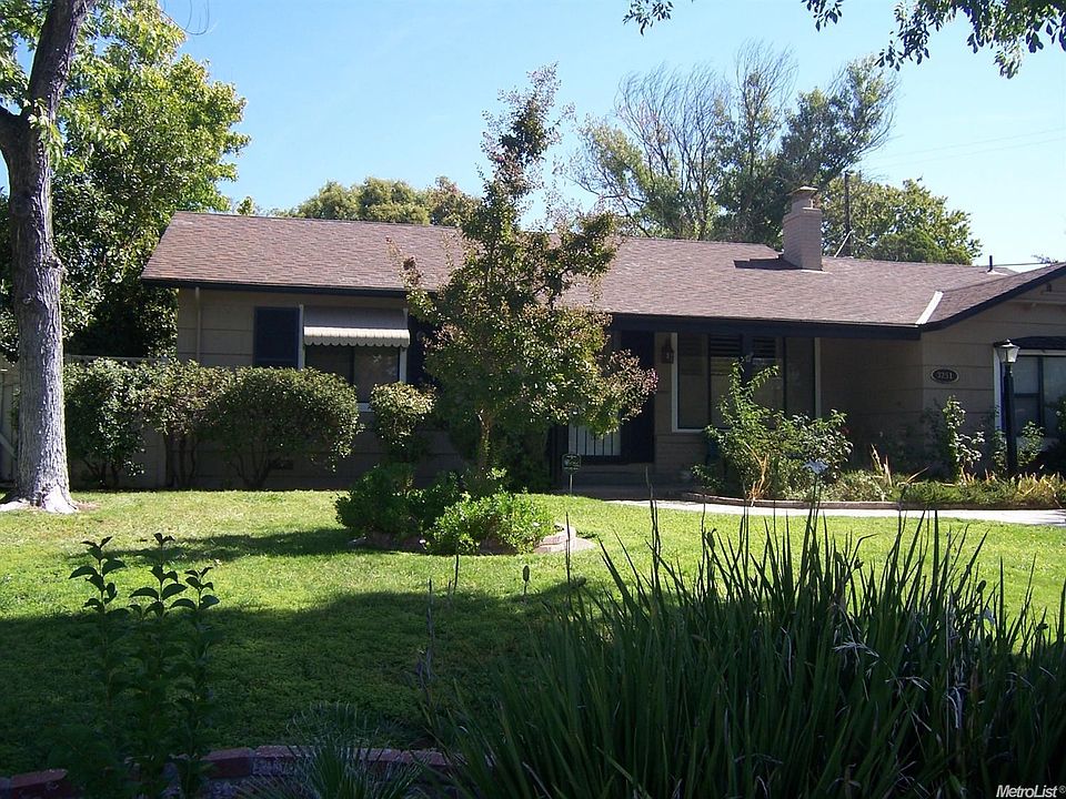 1st image of 3251 Balmoral Dr