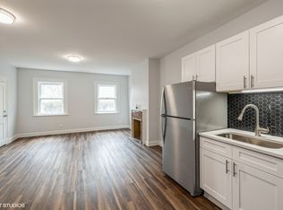 78 Pine Ave UNIT 2, Riverside, IL 60546