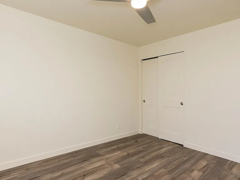 1310 E Thomas St #304 — Photo 11