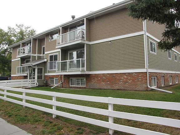 2nd image of 202 61st St Unit 202