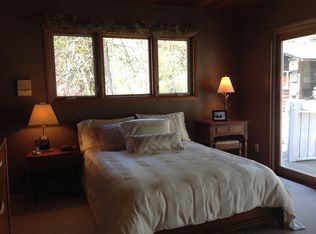 4983 Pikes Peak Rd, Ridgeway, WI 53582