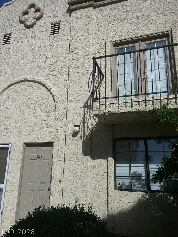 Building Photo - 7030 Burcot Ave #C105