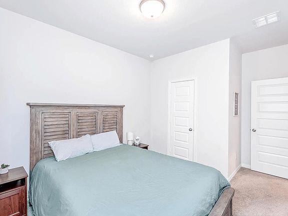 5th image of 1228 Long Meadow Dr