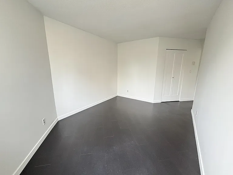 1045 Haro St — Photo 84