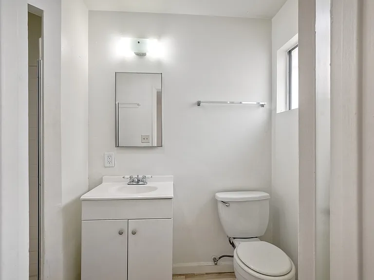 209 Surfrider Way - Unit E — Photo 14