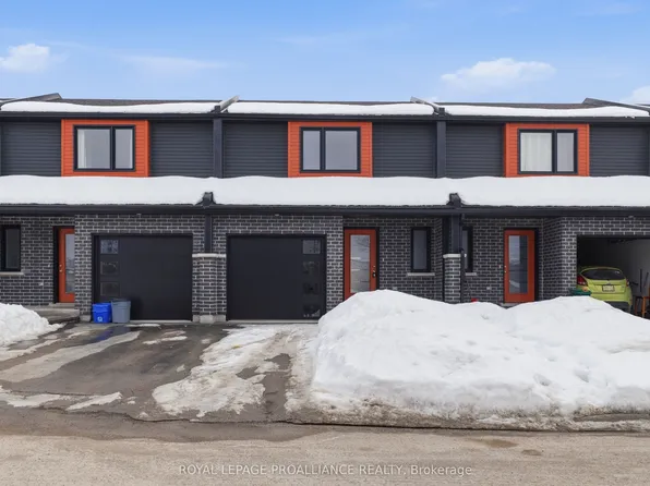 7 Brittany Ln, Quinte West, ON K0K 2C0