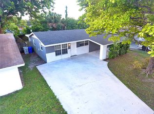 2724 NW 2nd St, Pompano Beach, FL 33069