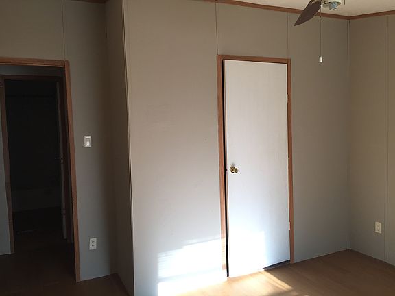 2nd image of 4464 Grand Oaks Dr
