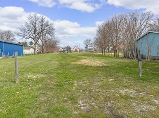 200 Locust St W, Three Oaks, MI 49128