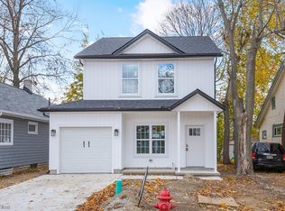 956 Eaglewood Dr, Willoughby, OH 44094