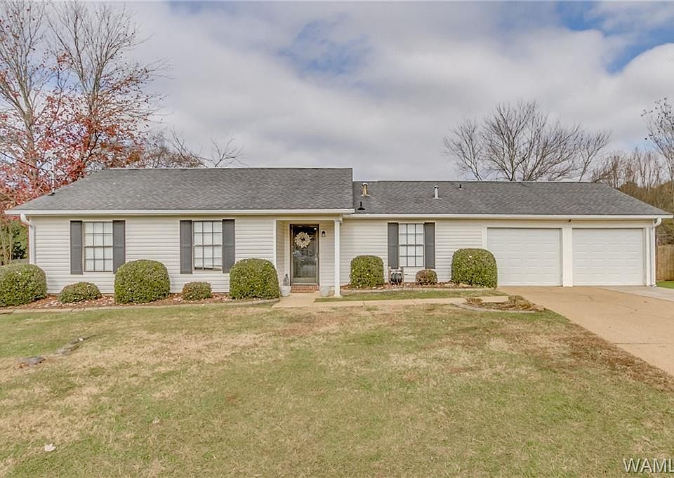 1st image of 854 Maplewood Dr