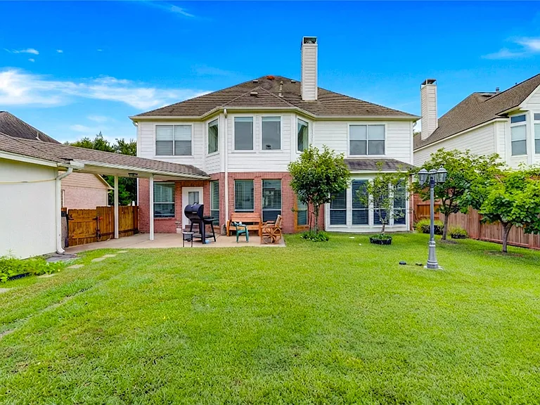 5911 Canyon Brook Ct — Photo 46