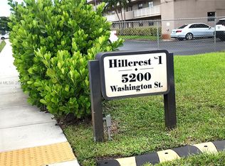 5200 Washington St APT 302, Hollywood, FL 33021