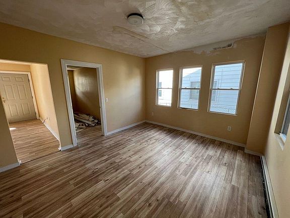 4th image of 230 Grove St #1A
