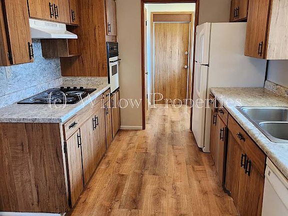 5th image of 6711 N 17th St