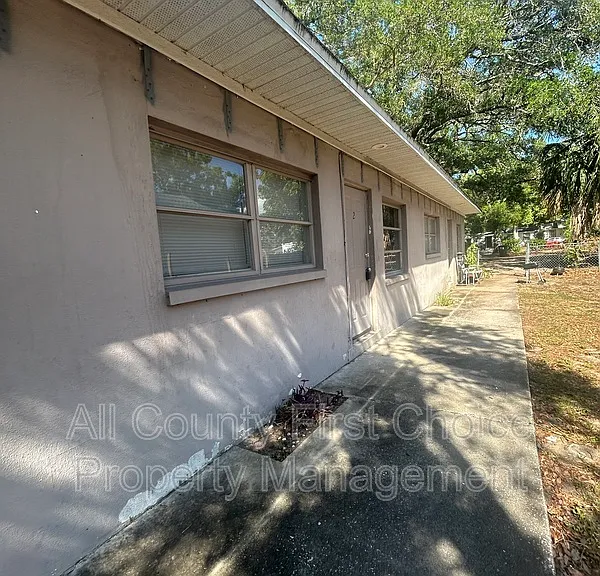 1530 Carmel Ave #2 — Photo 1