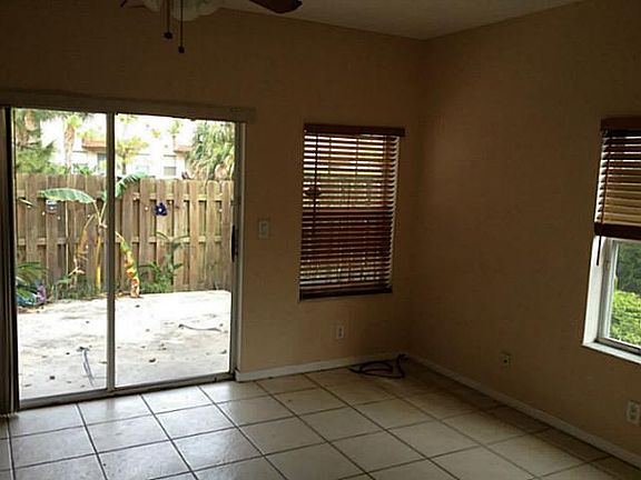 4th image of 2930 NW 33rd Way