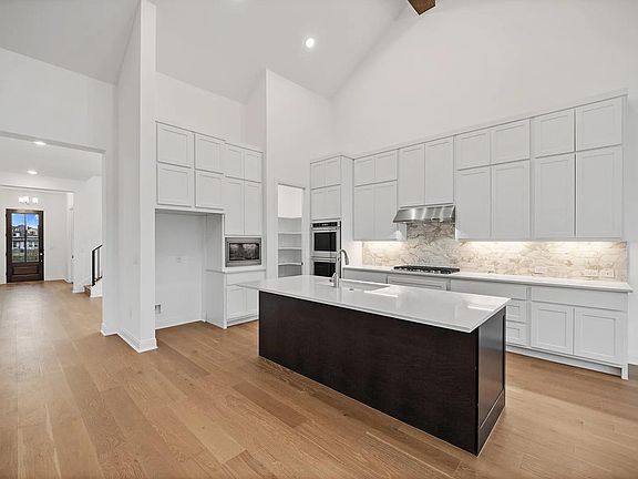 Sumlin D kitchen