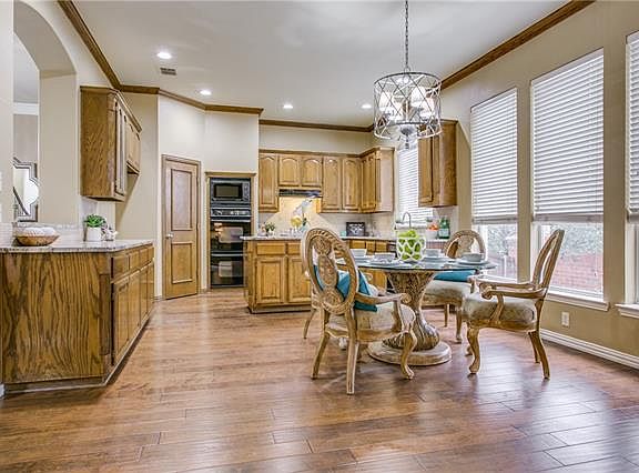 4th image of 6909 Admirals Cove Ct