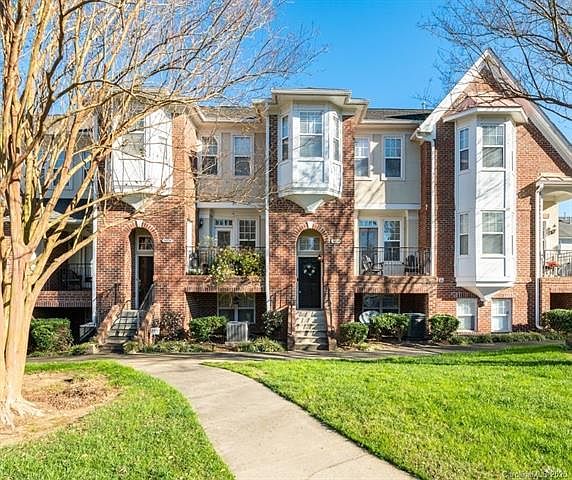 1st image of 14230 Richmond Park Ave