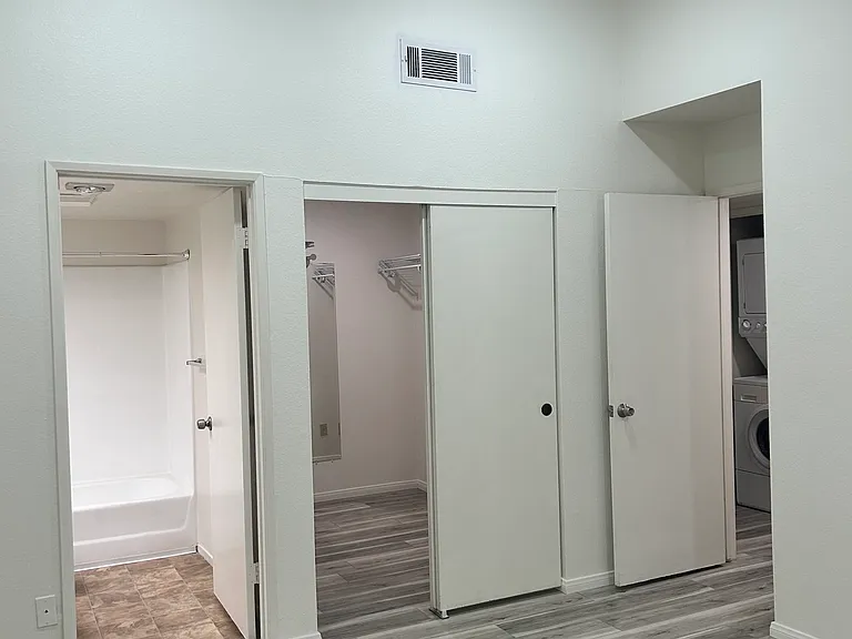 795 Brookstone Rd #204 — Photo 31