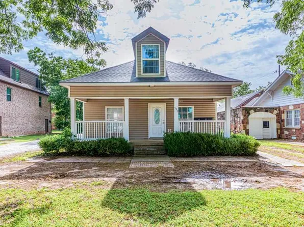 523 S Pine St, Stillwater, OK 74074