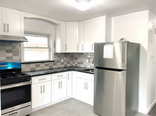 20016 15th Rd FLOOR 2, Bayside, NY 11360