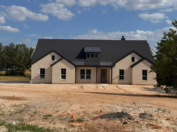 809 Zachary Michael Ct, Springtown, TX 76082