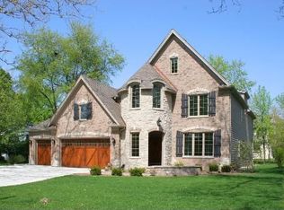 814 Tulip Ln, Naperville, IL 60540