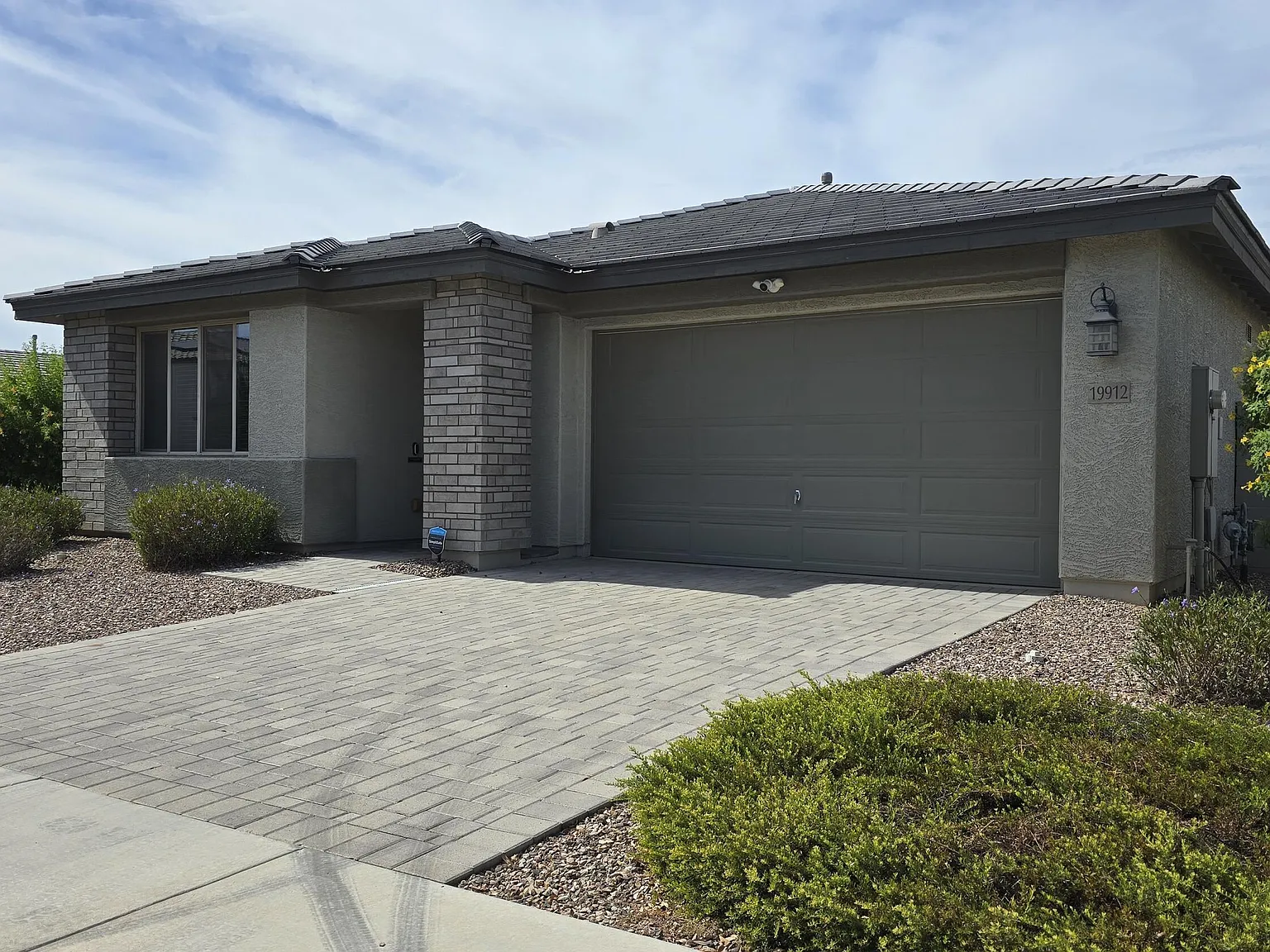 3 bed, 2.0 bath, 1567 sqft, $2,200 — Photo 4