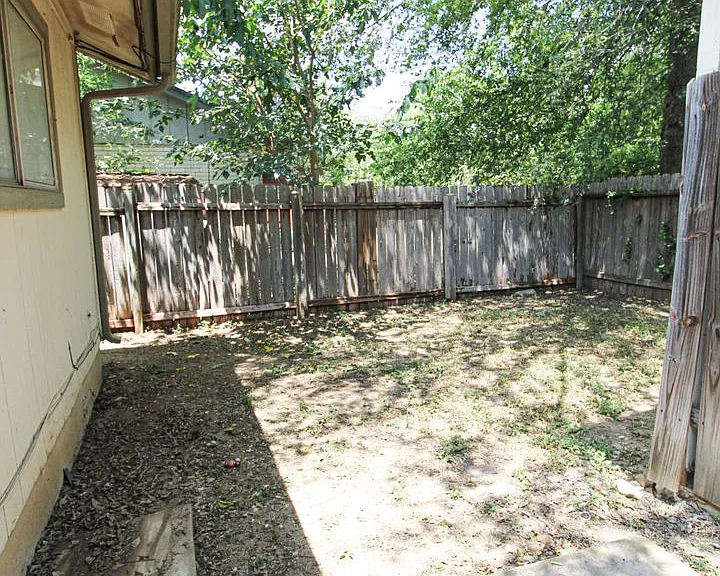 4724 Oakfield Way — Photo 12